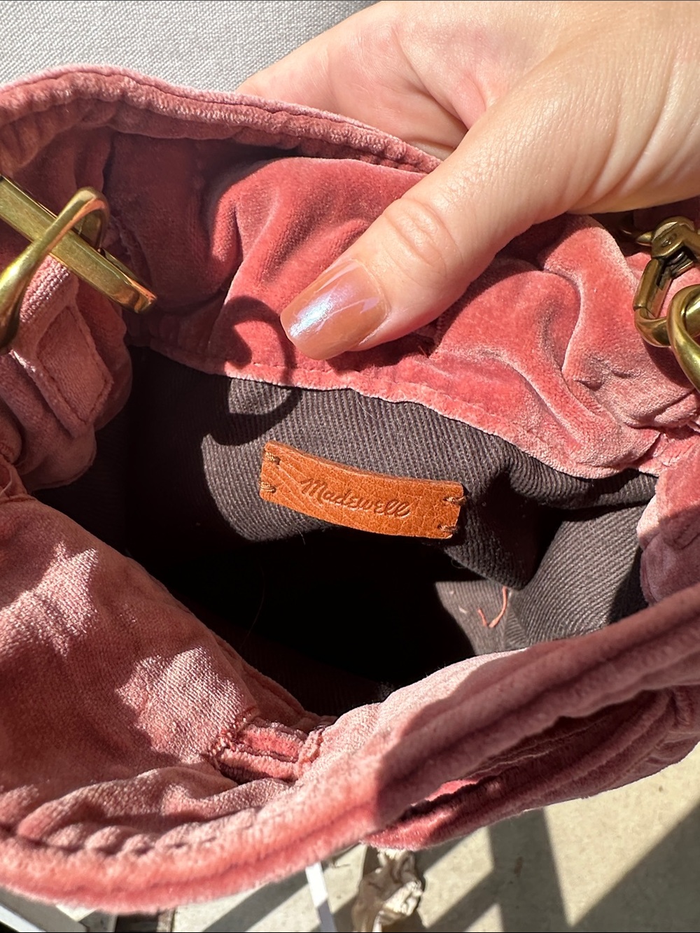 Madewell Velvet Drawstring Mini Bag in Dusty Rose - Picture 5 of 6
